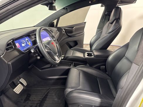 Used 2018 Tesla Model X P100D image 14