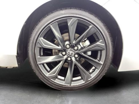 Used 2024 Toyota Corolla SE image 9