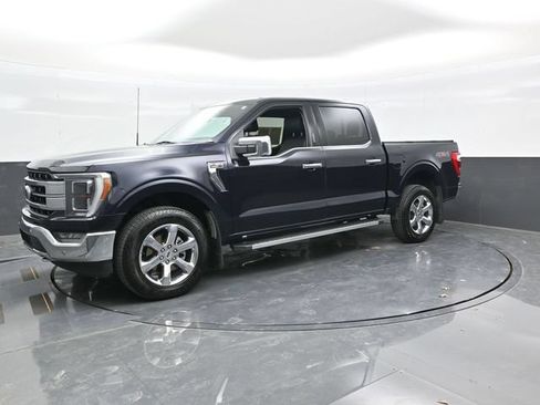 Used 2022 Ford F150 Lariat w/ Equipment Group 502A High AWD/4WD image 3