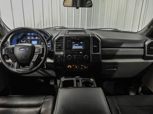 Used 2019 Ford F250 XL w/ STX Appearance Package AWD/4WD image 13