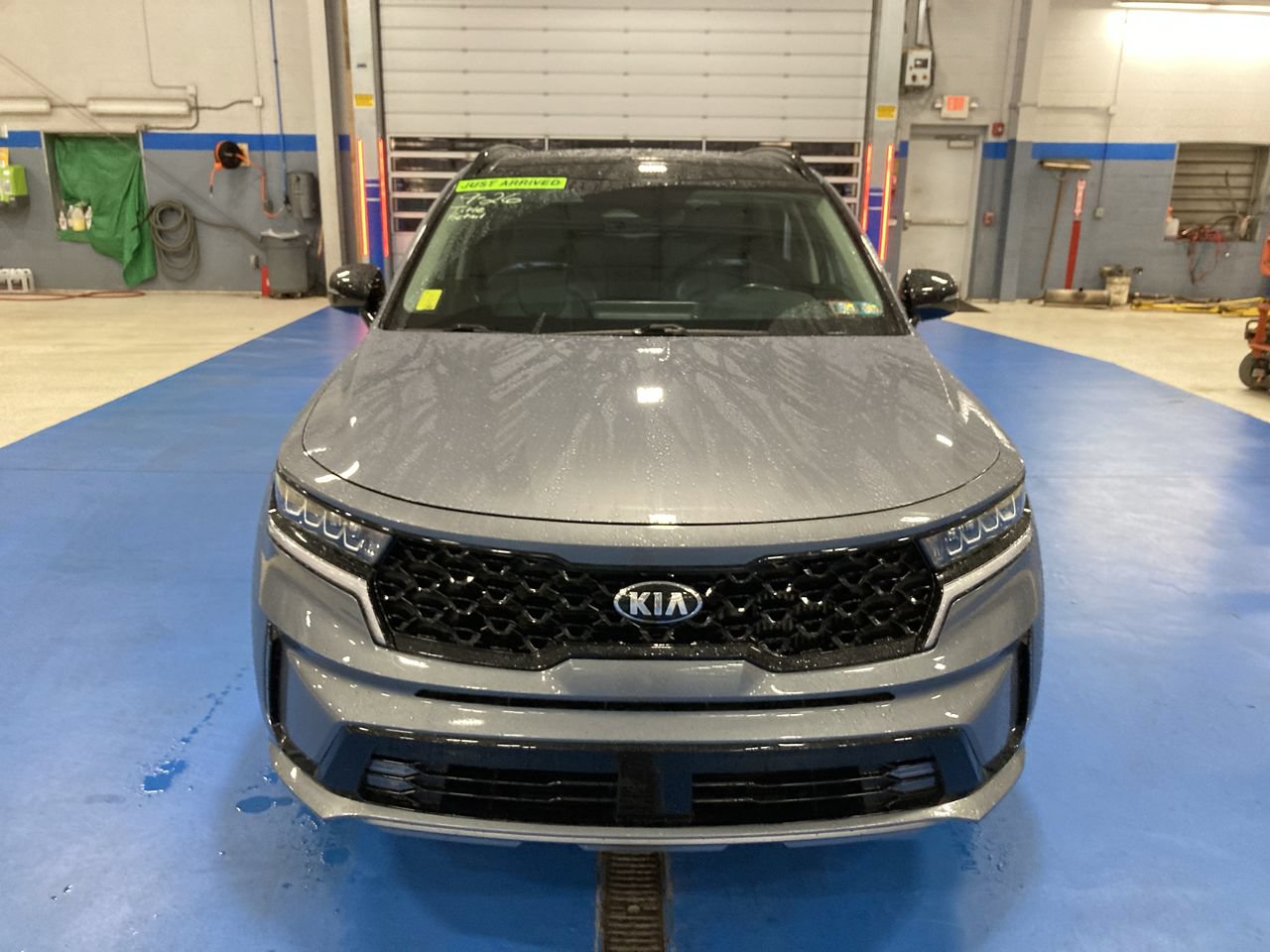 Used 2021 Kia Sorento EX w/ Panoramic Sunroof Package AWD/4WD image 2
