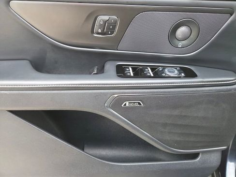 Used 2024 Lincoln Nautilus Reserve w/ Equipment Group 202A image 24