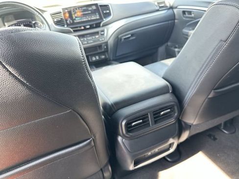 Used 2024 Honda Passport EX-L image 24