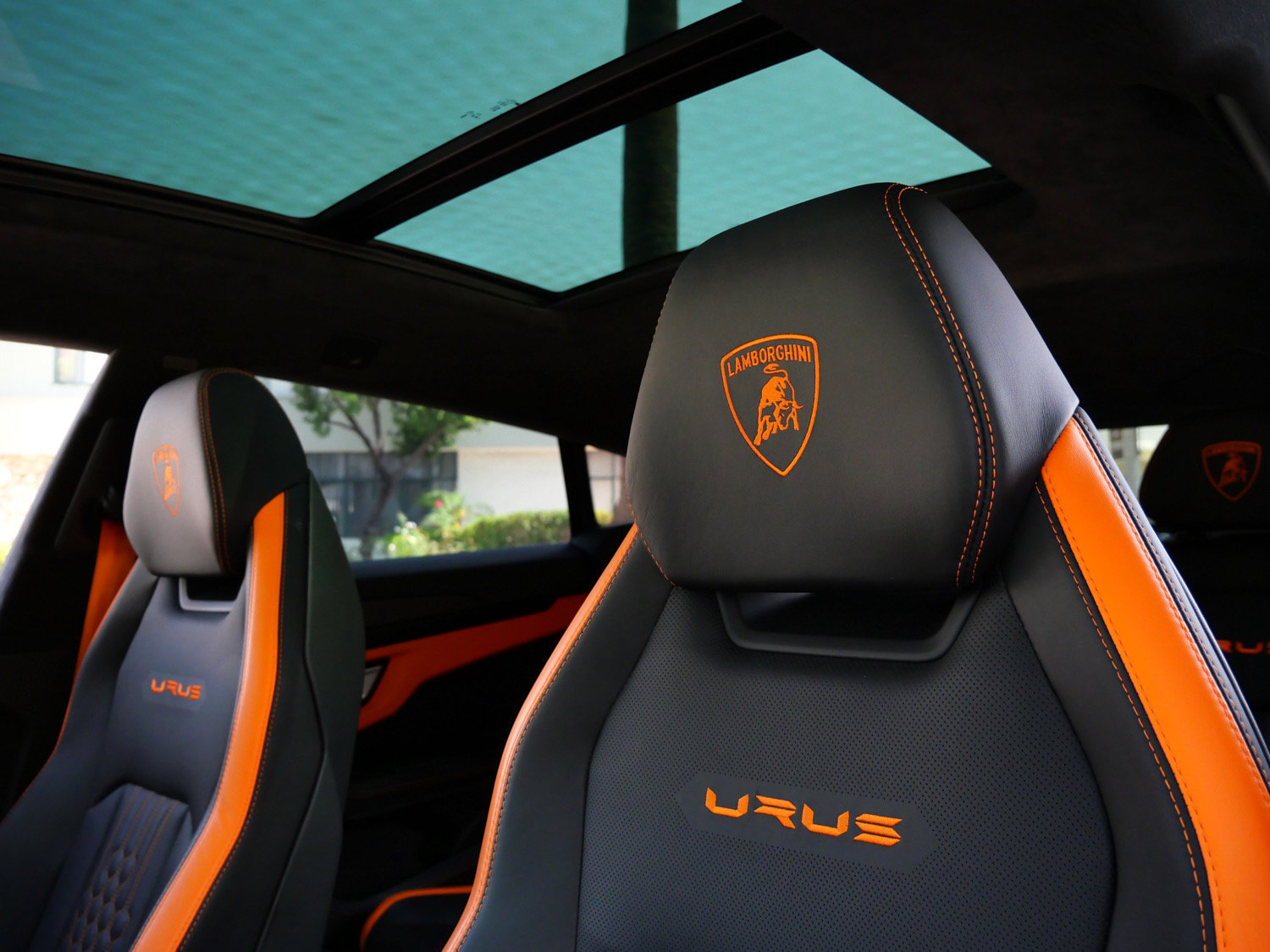Used 2023 Lamborghini Urus S AWD/4WD image 17