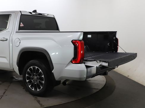 Used 2022 Toyota Tundra Limited image 19