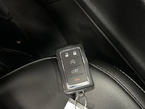 Used 2024 Jeep Grand Cherokee Limited image 28