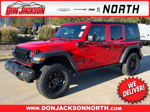 Used 2025 Jeep Wrangler Willys image 1