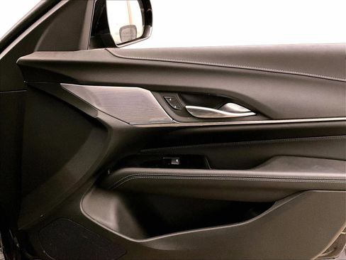 Used 2020 Cadillac CT4 Luxury w/ Sun And Sound Package RWD image 23