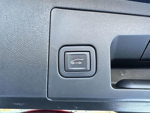 Used 2024 Cadillac XT5 Luxury image 28