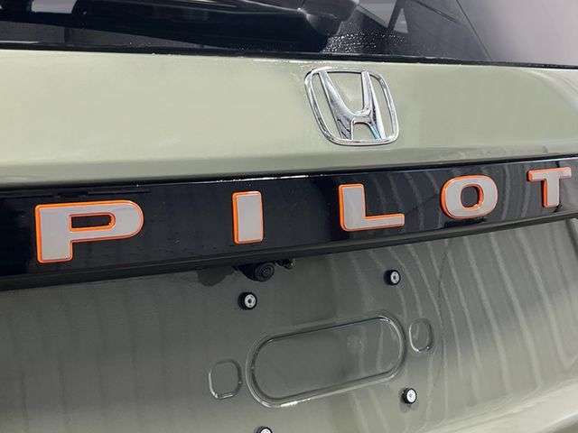 New 2026 Honda Pilot TrailSport image 9
