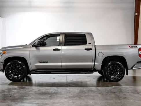Used 2016 Toyota Tundra SR5 w/ SR5 Upgrade Package RWD image 13
