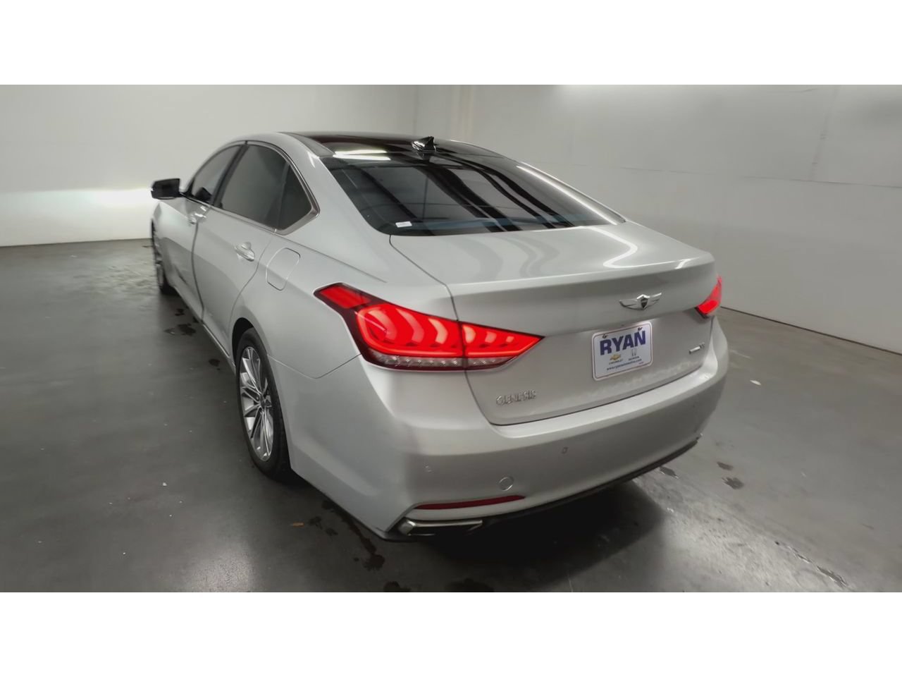 Used 2016 Hyundai Genesis 3.8 w/ Option Group 02 AWD/4WD image 7