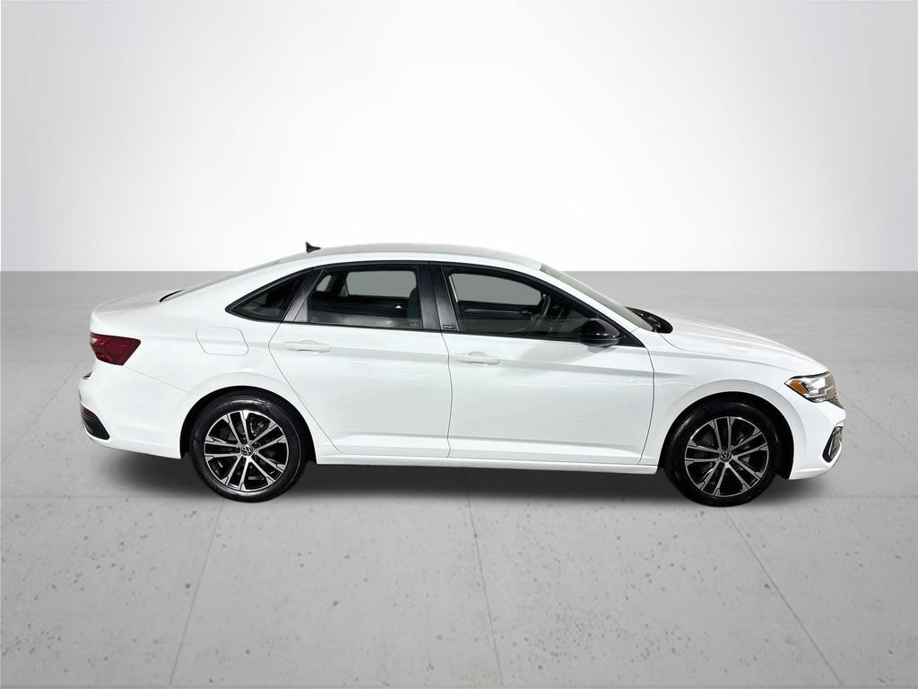 Certified 2023 Volkswagen Jetta Sport FWD image 6