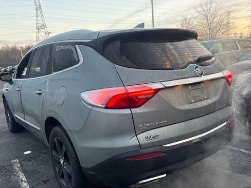 Used 2023 Buick Enclave Essence w/ Experience Buick Package image 3