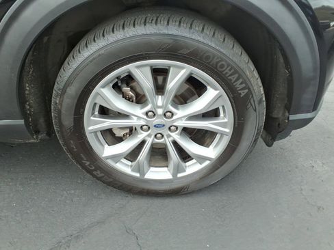 Used 2020 Ford Explorer Limited image 6