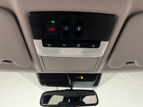 Used 2024 Mitsubishi Outlander SE image 70