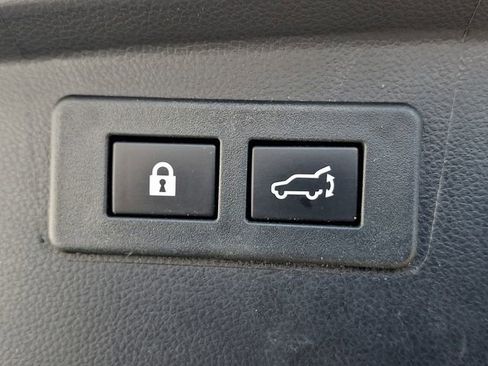 Used 2023 Subaru Outback Limited image 30