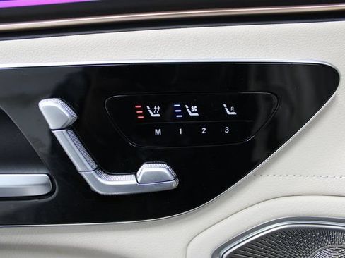 Used 2023 Mercedes-Benz EQS 580 4MATIC Sedan image 19
