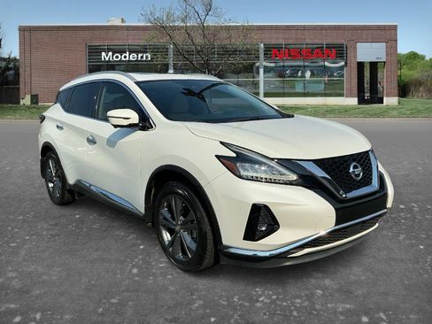 Certified 2019 Nissan Murano Platinum w/ Cargo Package FWD image 5