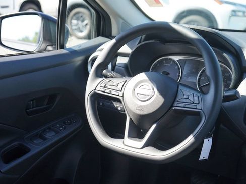 Used 2025 Nissan Versa S w/ S Plus Package FWD image 21