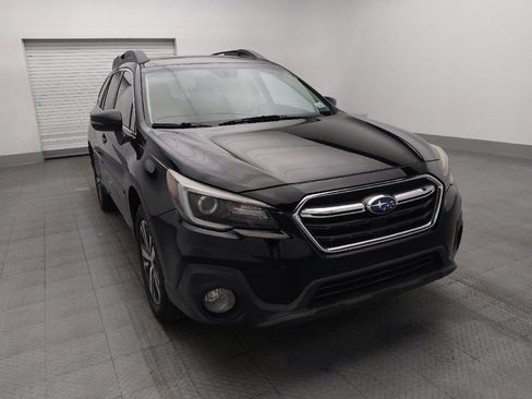 Used 2019 Subaru Outback 3.6R Limited AWD/4WD image 14