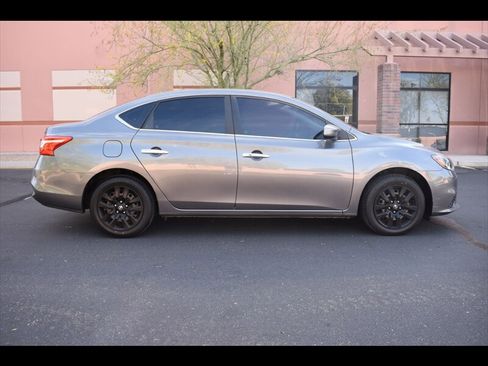 Used 2017 Nissan Sentra SV w/ Driver's Assist Package image 1