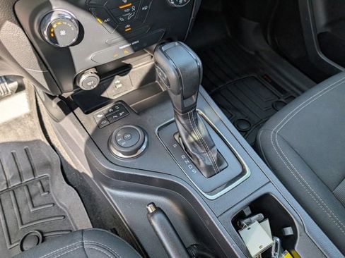 Used 2019 Ford Ranger XLT w/ FX4 Off-Road Package image 16