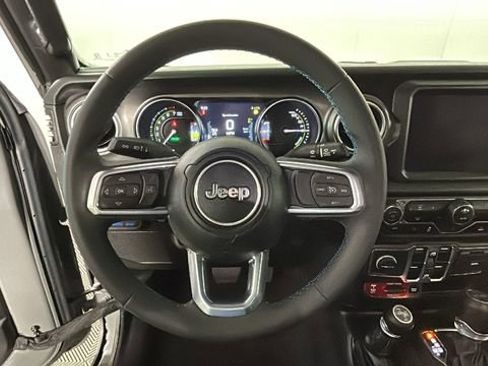Used 2023 Jeep Wrangler Unlimited Rubicon 4xe AWD/4WD image 14