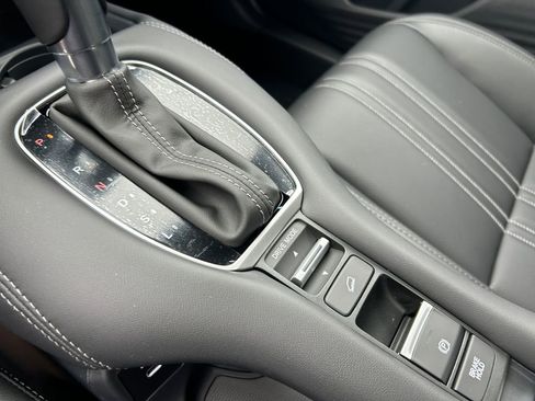 New 2026 Honda HR-V EX-L image 25
