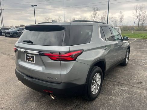 Used 2023 Chevrolet Traverse LT image 7