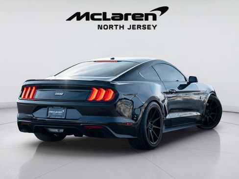 Used 2018 Ford Mustang GT Premium w/ Equipment Group 401A RWD image 5