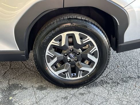 Certified 2026 Subaru Forester Premium AWD/4WD image 11