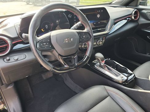 Used 2024 Chevrolet Trax RS w/ Driver Confidence Package FWD image 7