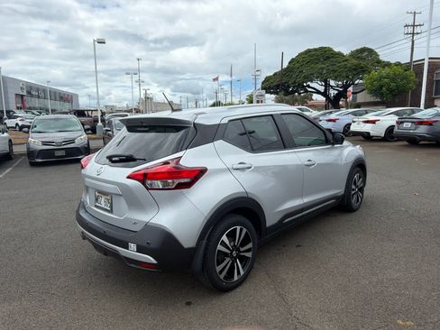 Used 2020 Nissan Kicks SR FWD image 3