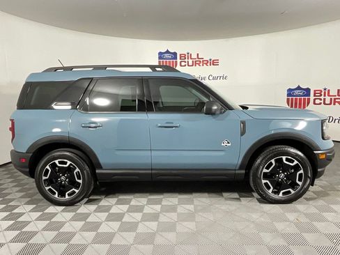 Used 2023 Ford Bronco Sport Outer Banks w/ Tech Package AWD/4WD image 2