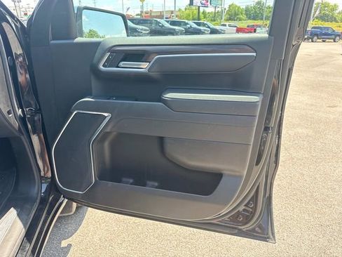 Used 2025 GMC Sierra 1500 SLT AWD/4WD image 22