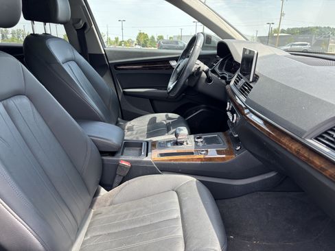 Used 2018 Audi Q5 2.0T Premium Plus w/ Premium Plus Package AWD/4WD image 35