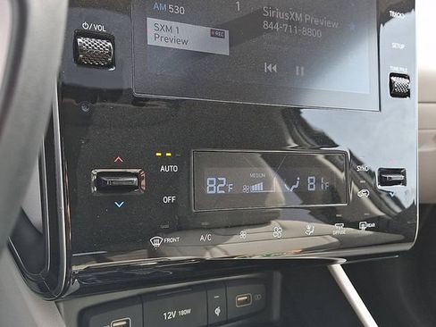 Used 2023 Hyundai Tucson SEL w/ Convenience Package image 16