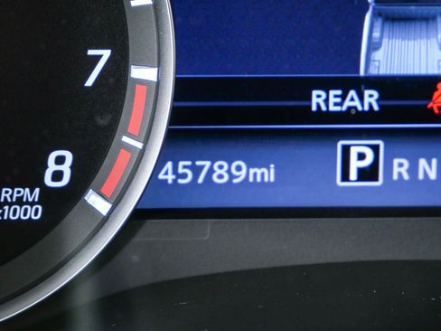 Used 2024 Nissan Frontier SV w/ Technology Package AWD/4WD image 9