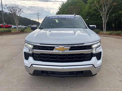 Used 2026 Chevrolet Silverado 1500 LT AWD/4WD image 2