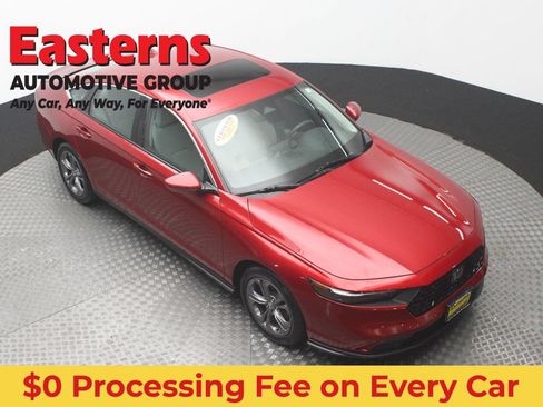 Used 2023 Honda Accord EX image 3
