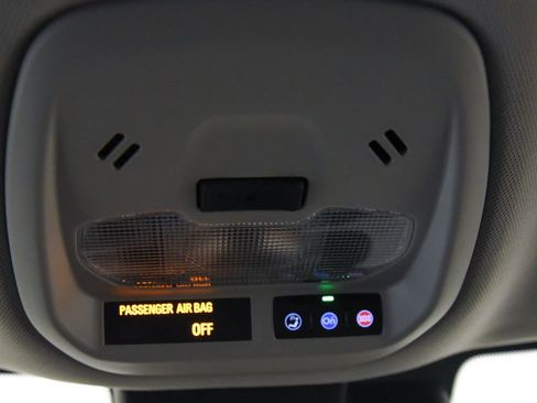 Used 2024 Chevrolet Trax LS w/ LS Convenience Package FWD image 26