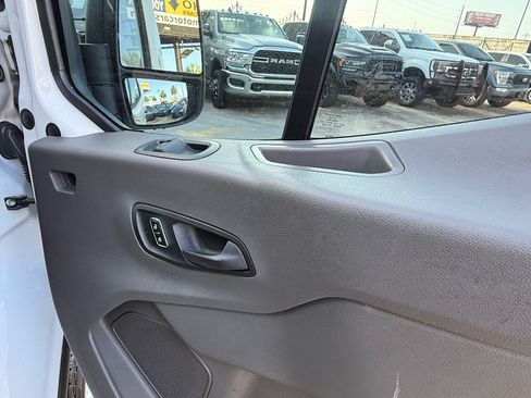 Used 2023 Ford Transit 350 XLT RWD image 13