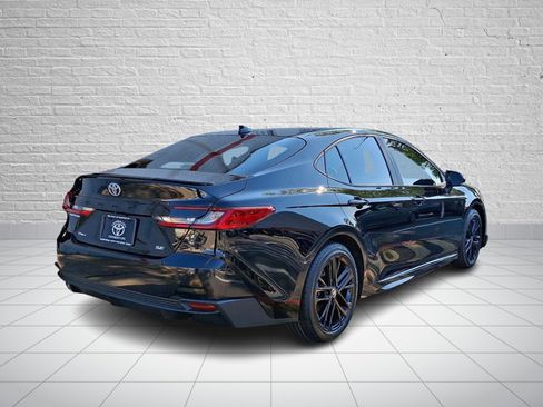 Certified 2026 Toyota Camry SE FWD image 6