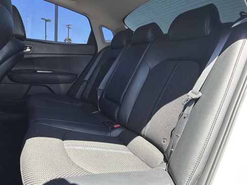 Used 2019 Kia Optima S FWD image 13