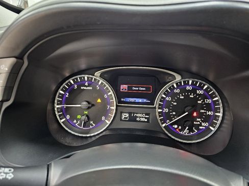 Used 2015 INFINITI QX60 AWD w/ Deluxe Touring Package image 31