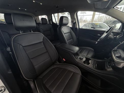 Used 2022 GMC Acadia Denali w/ Denali Technology Package image 27