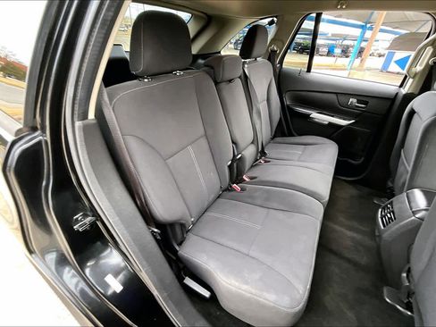 Used 2013 Ford Edge SE image 18
