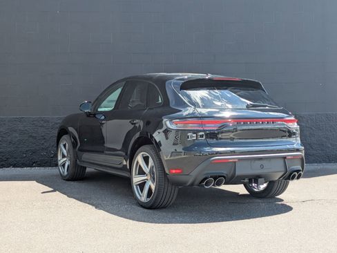 New 2025 Porsche Macan image 3