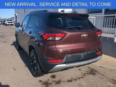 Used 2023 Chevrolet TrailBlazer LT w/ Convenience Package AWD/4WD image 4